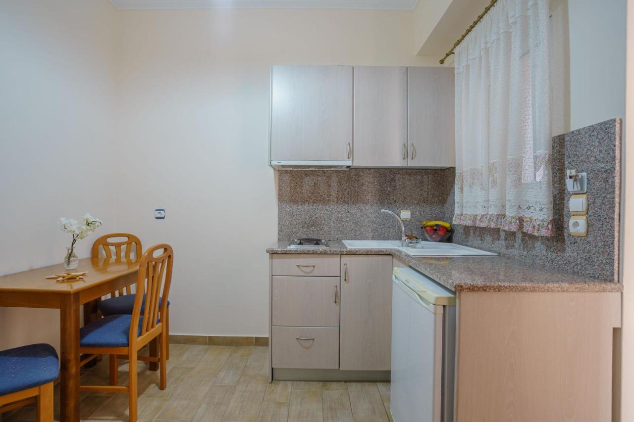 Mare Vita Apartments Нидри Екстериор снимка